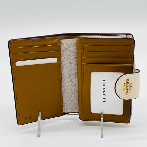 Coach Medium Corner Zip Wallet in Signature Canvas - Picture 9 of 10